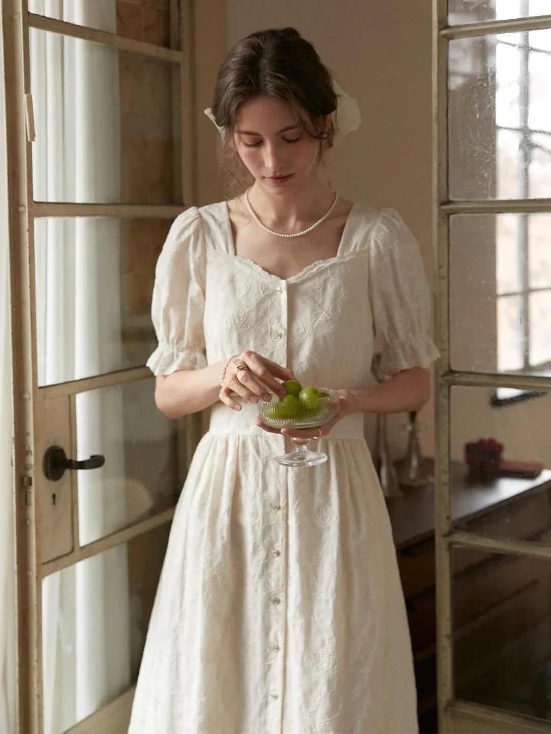 Ayra Sweetheart Neck Puff Sleeves Dress