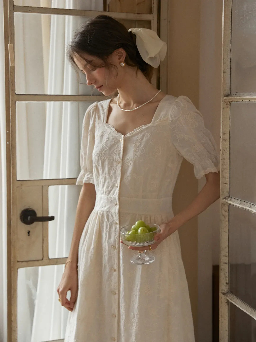 Ayra Sweetheart Neck Puff Sleeves Dress