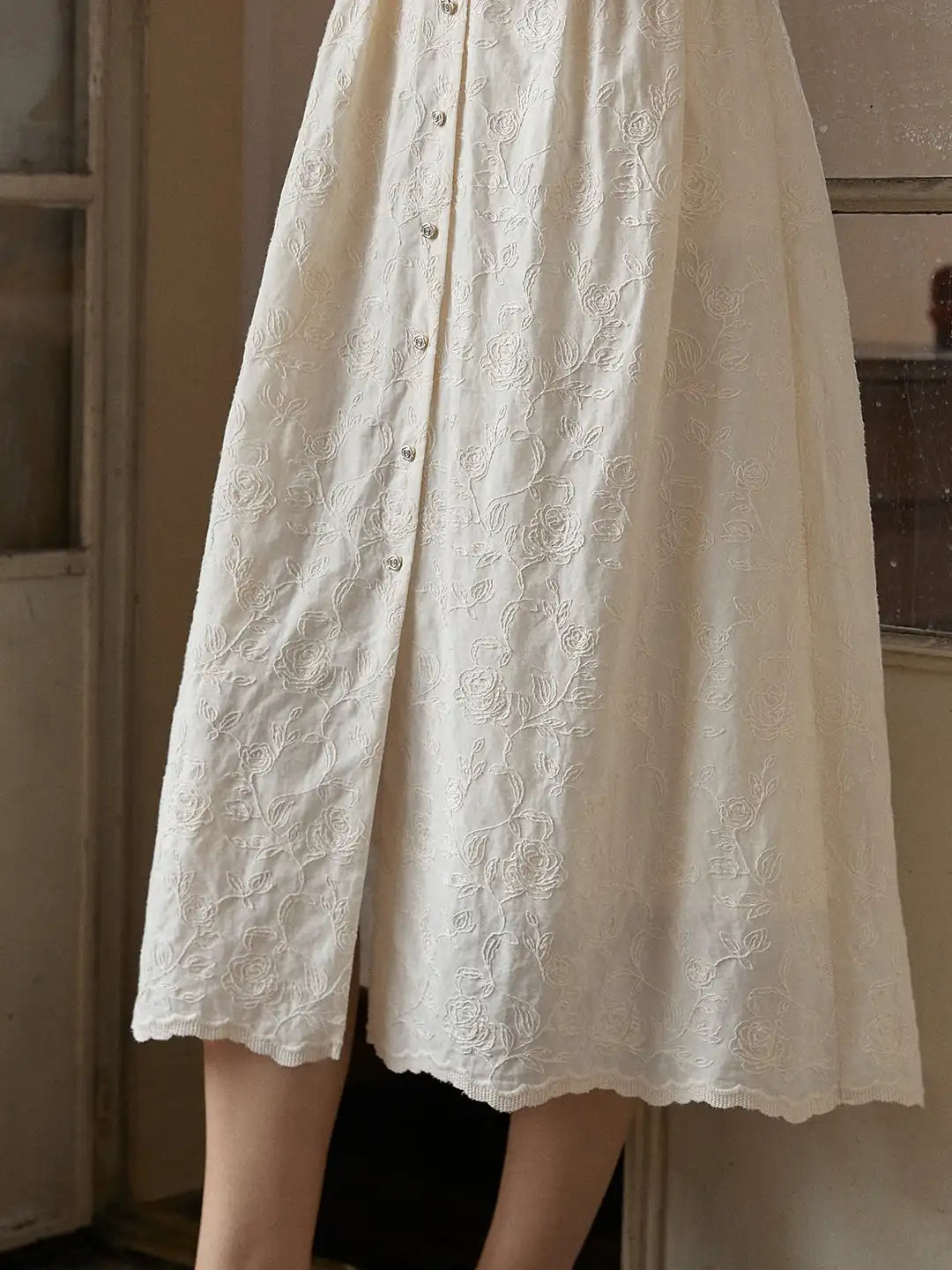 Ayra Sweetheart Neck Puff Sleeves Dress