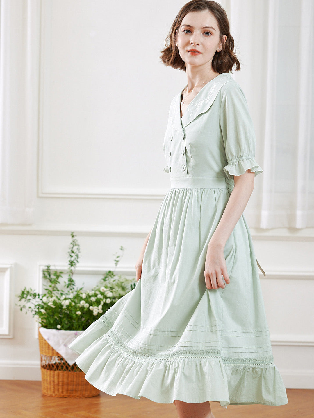 【Final Sale】Leyla Vintage Lapel Embroidered Cotton Dress