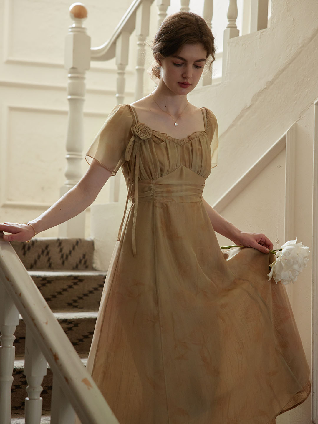 【Final Sale】Aubrie Elegant Heart Neck Puff Sleeve Dress