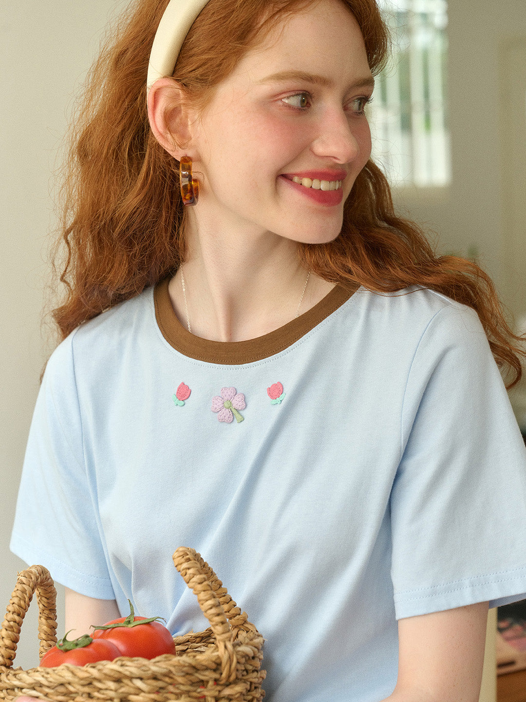 【Final Sale】Jade Round Neck Embroidery T-shirt