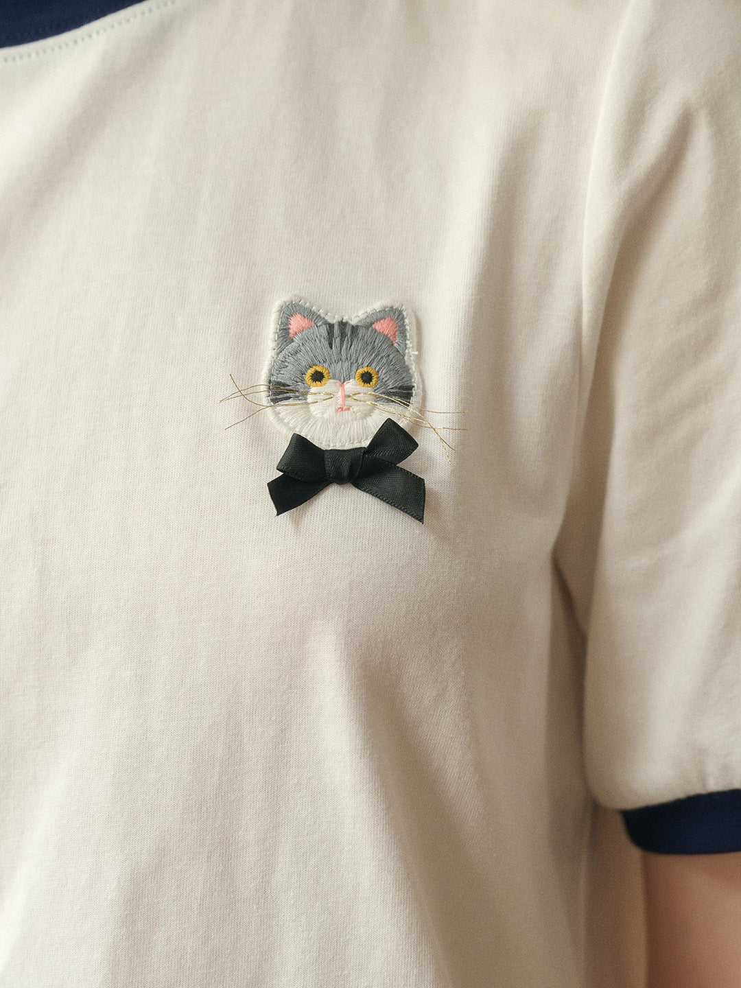 【Final Sale】Katherine Round Neck Kitty T-shirt