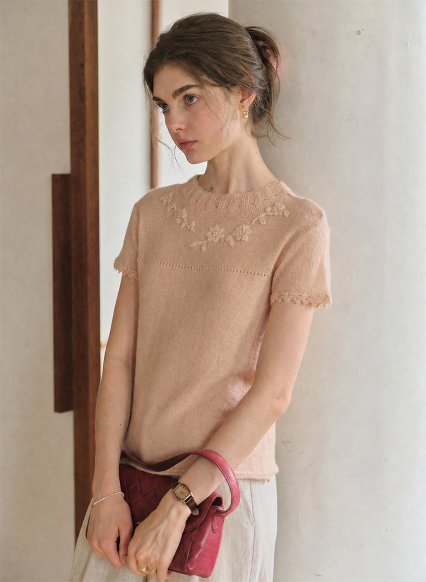 Ellianna Round Neck Lace Embroidery Knitwear