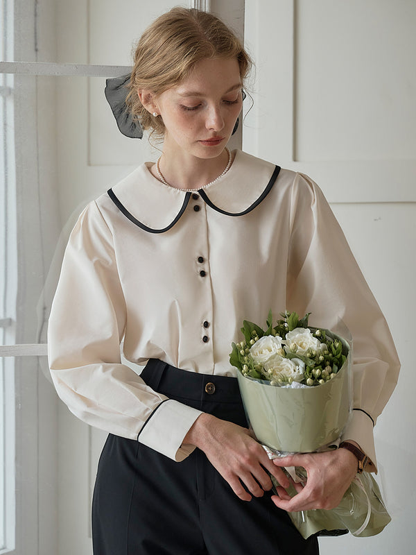 【Holiday Sale】Avayah Contrasting Doll Collar Balloon Sleeve Slit Shirt