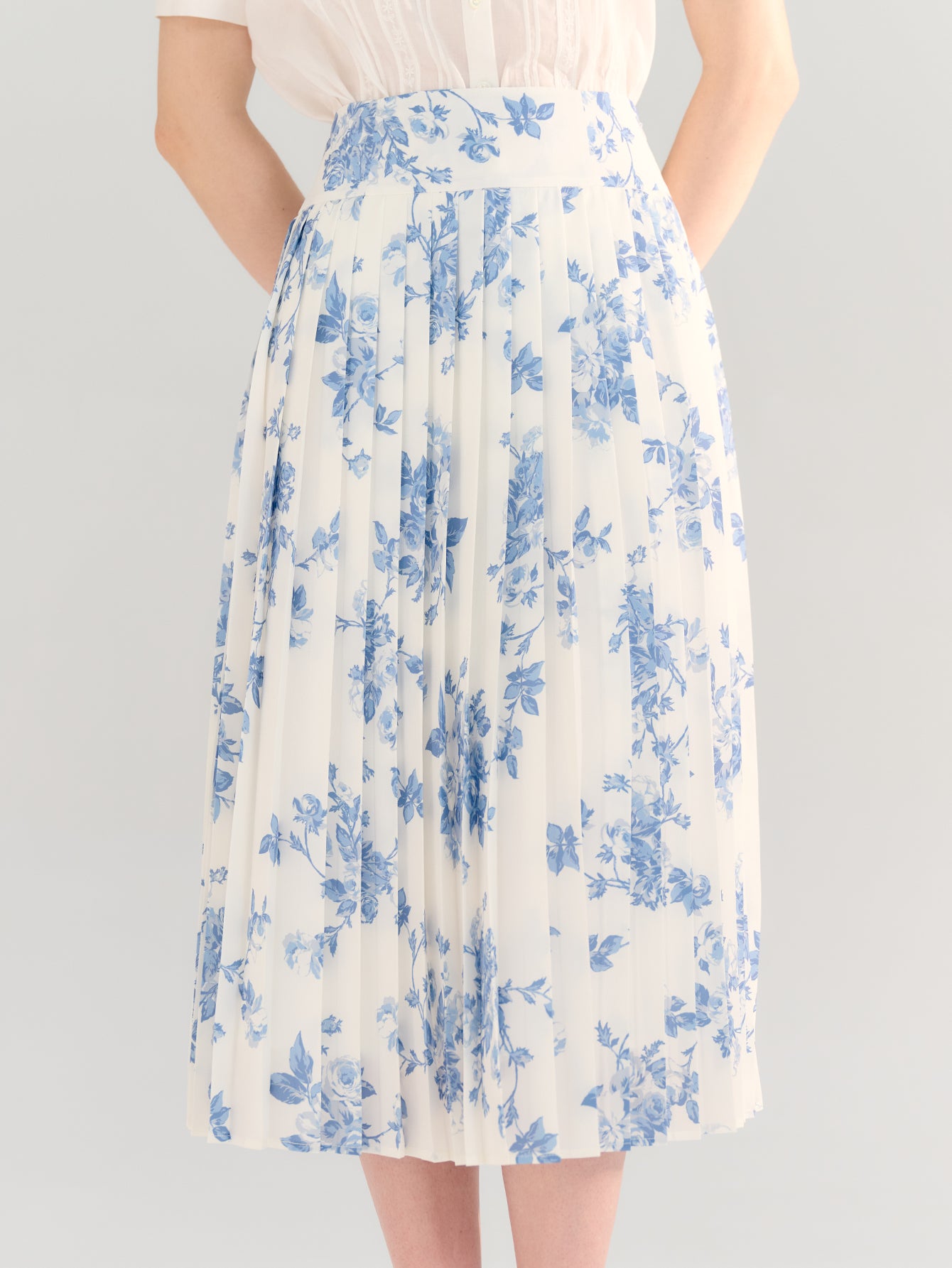 【Final Sale】Kaitlyn Figure Graphic Pleated Skirt