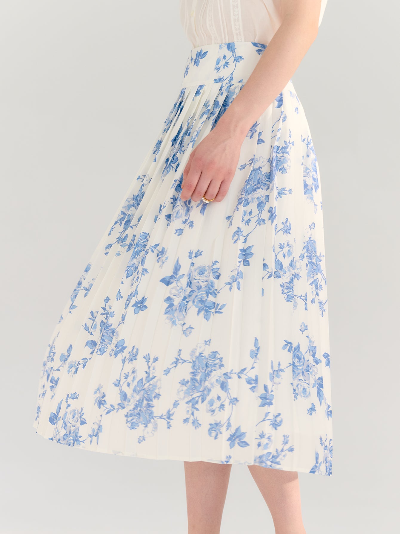 【Final Sale】Kaitlyn Figure Graphic Pleated Skirt