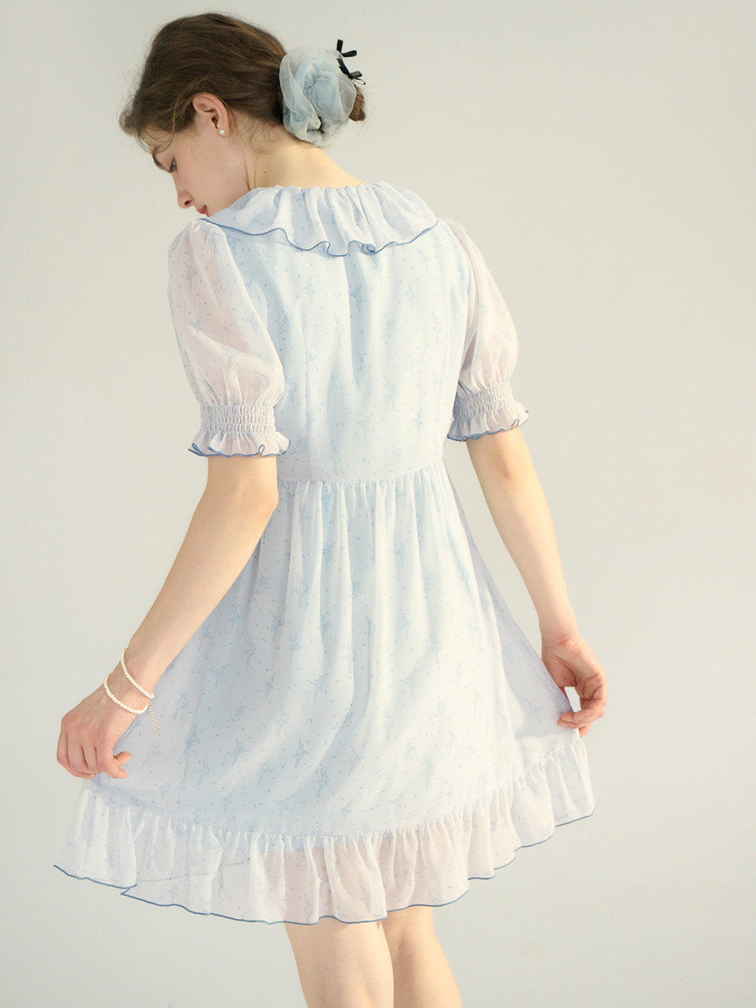 【Final Sale】Amaris Original Ballet Girl Print V Neck Puff Sleeve Dress