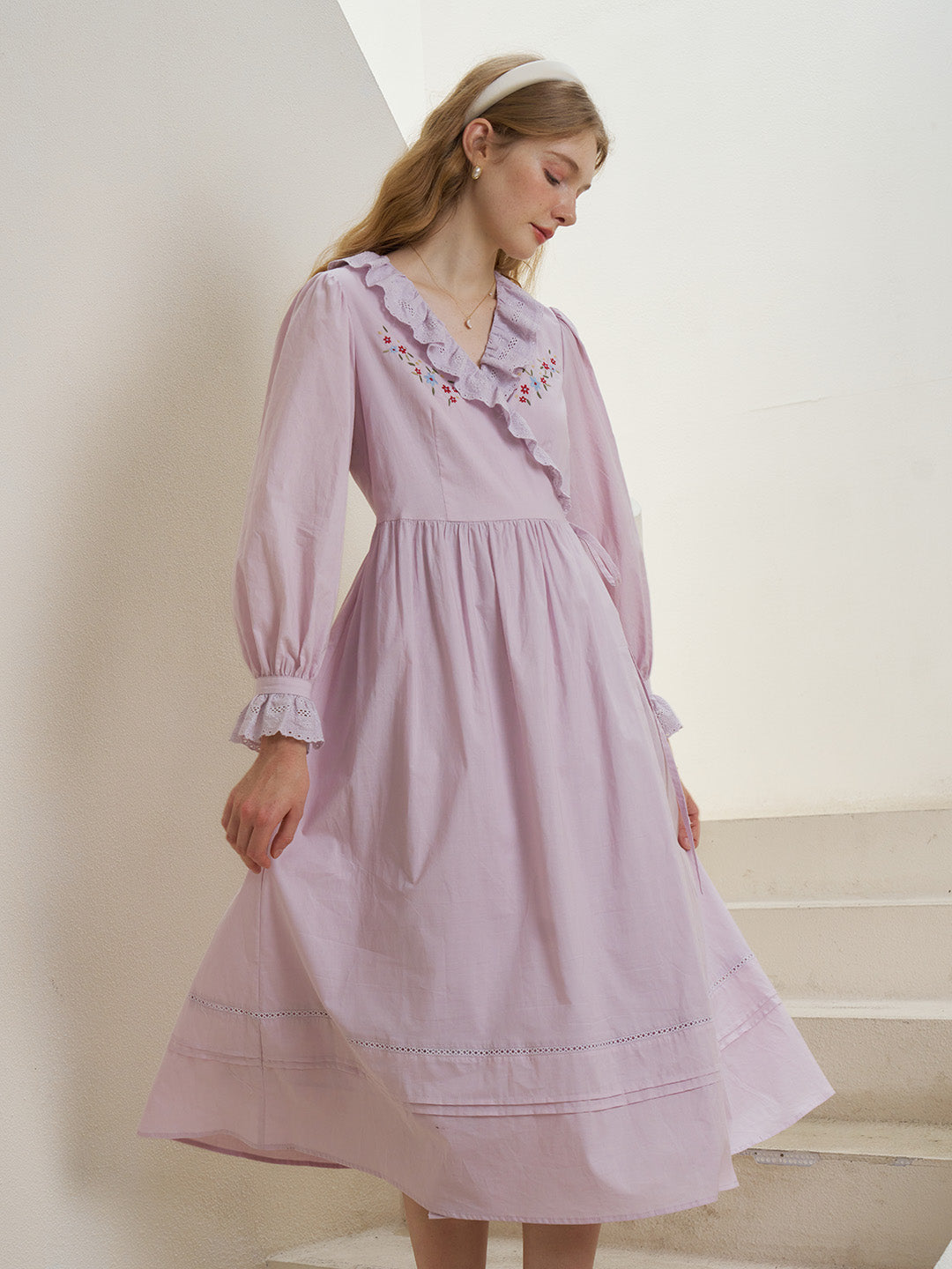 【Final Sale】Annika V-Neck Trimmed Embroidery Cotton Dress