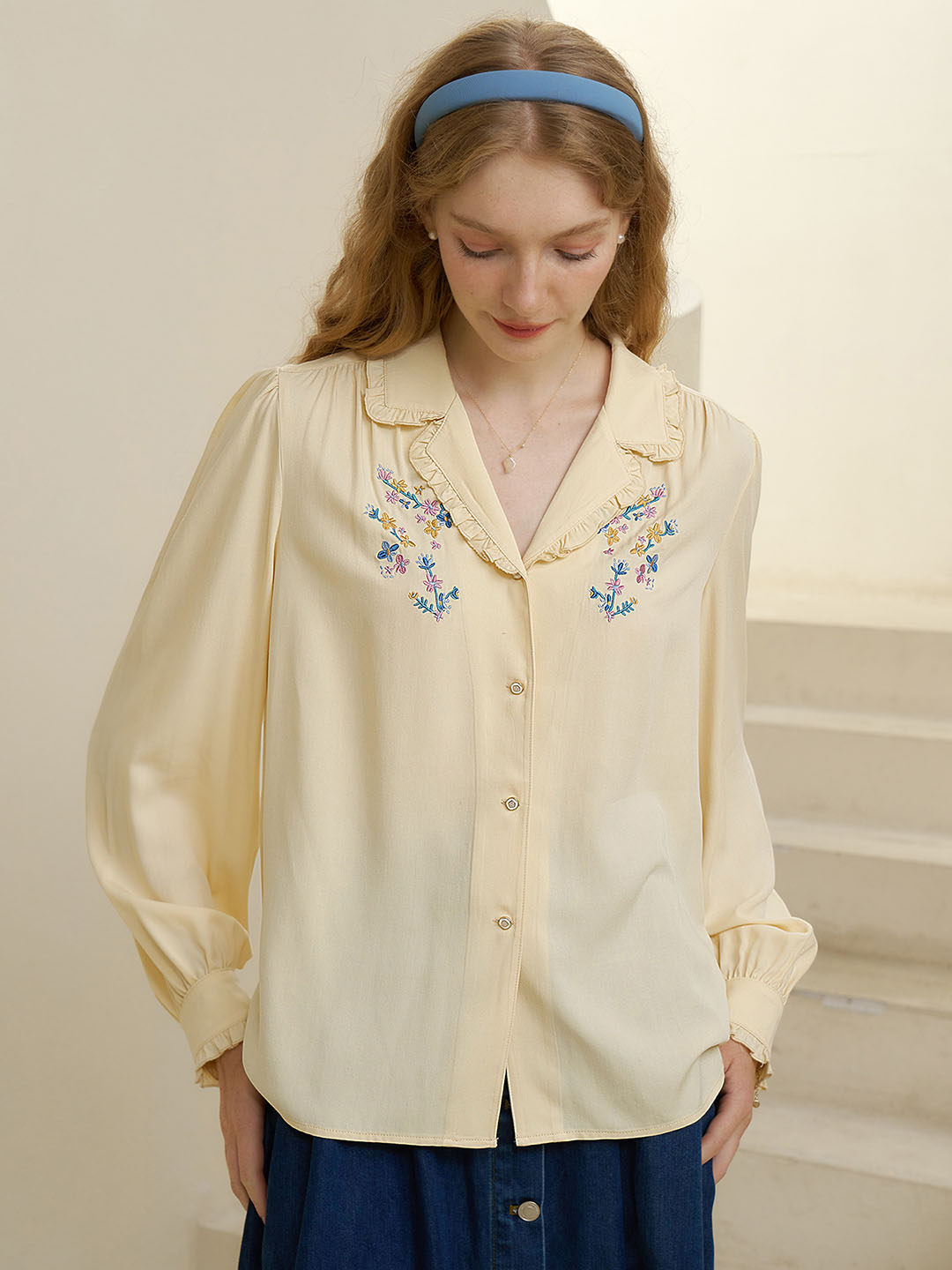【Final Sale】Convallaria Floral Embroidered Green Puff Top