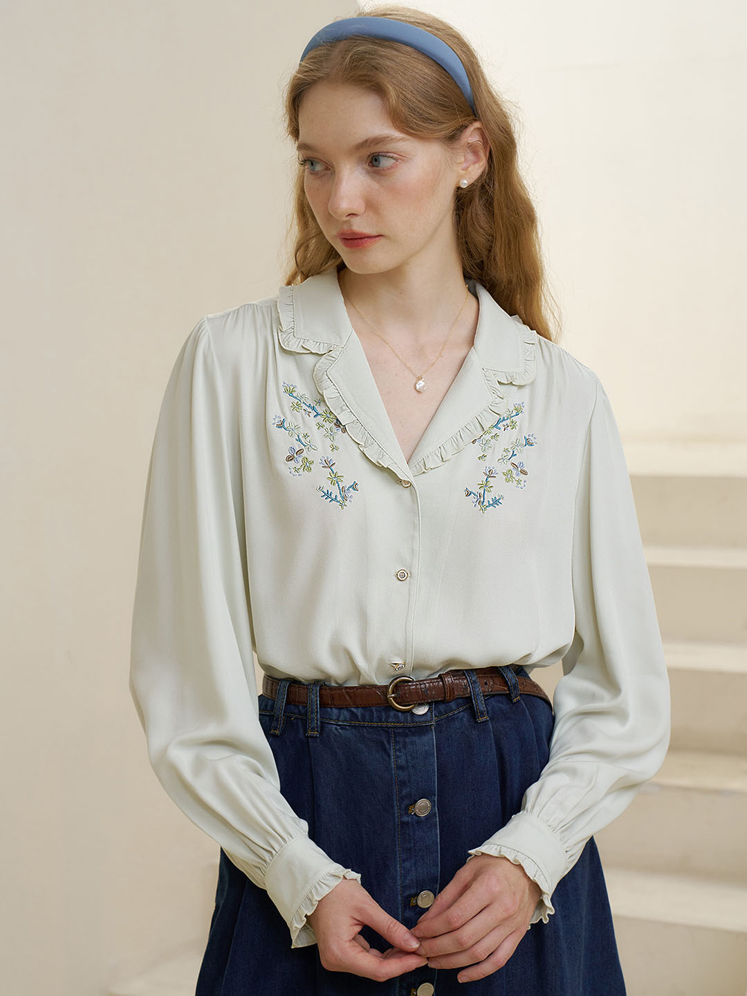 【Final Sale】Convallaria Floral Embroidered Green Puff Top