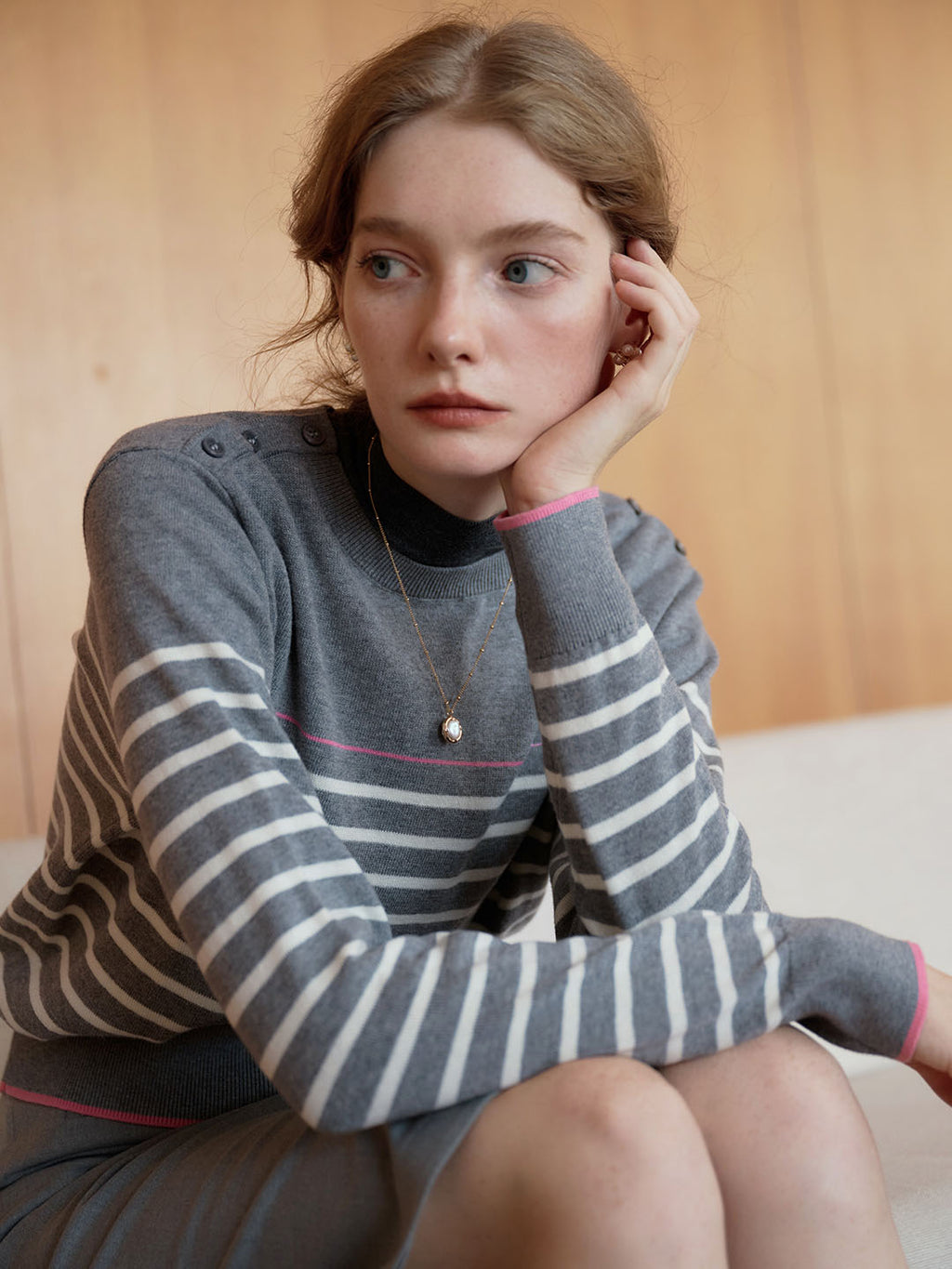 【Final Sale】Nori Vintage Striped Contrast Crewneck Knit Top