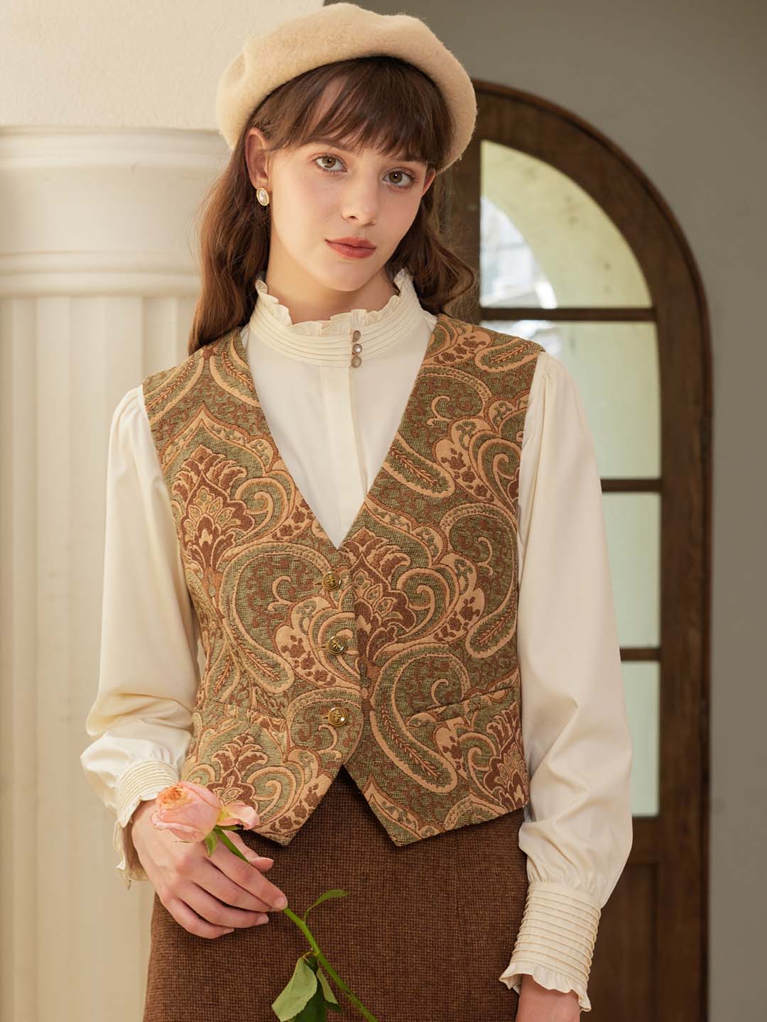 【Final Sale】Emmeline Vintage Court V Neck Vest