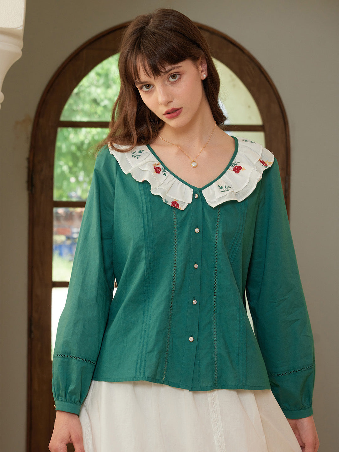 【Final Sale】Clarissa Peter Pan Collar Embroidered Blouse