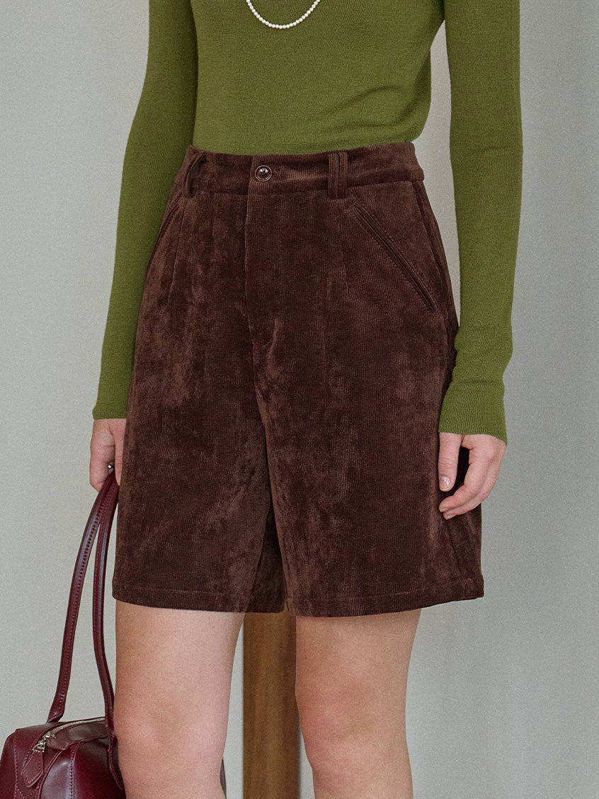 Saanvi Classic All-Purpose Button Shorts