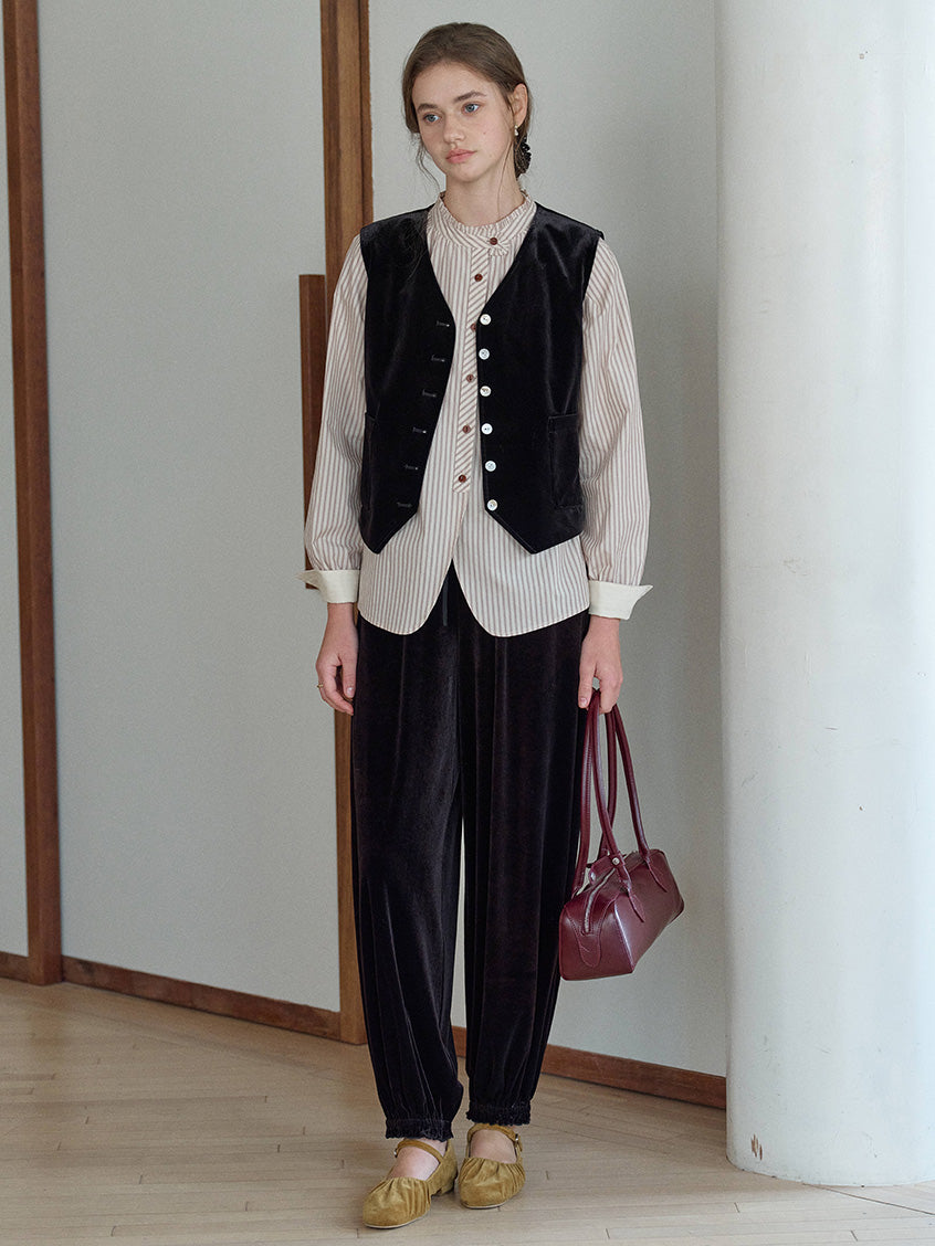 Kairi Back Belted Lace Embroidered Velvet Vest