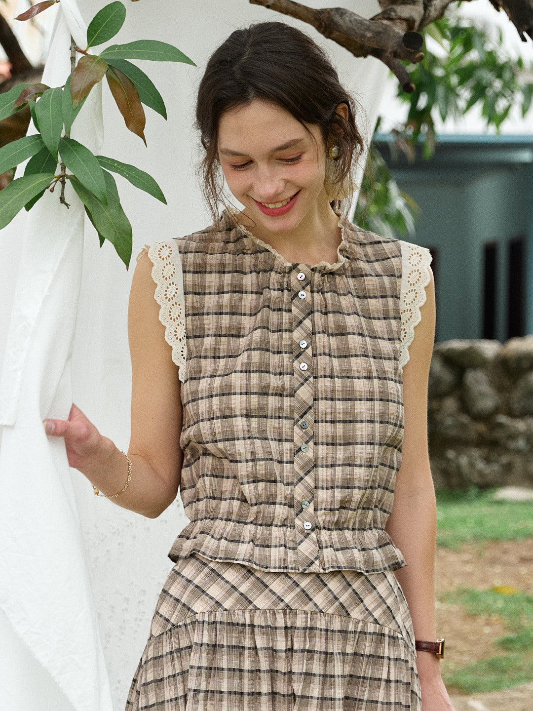 Ainhoa Plaid Sleeveless Blouse