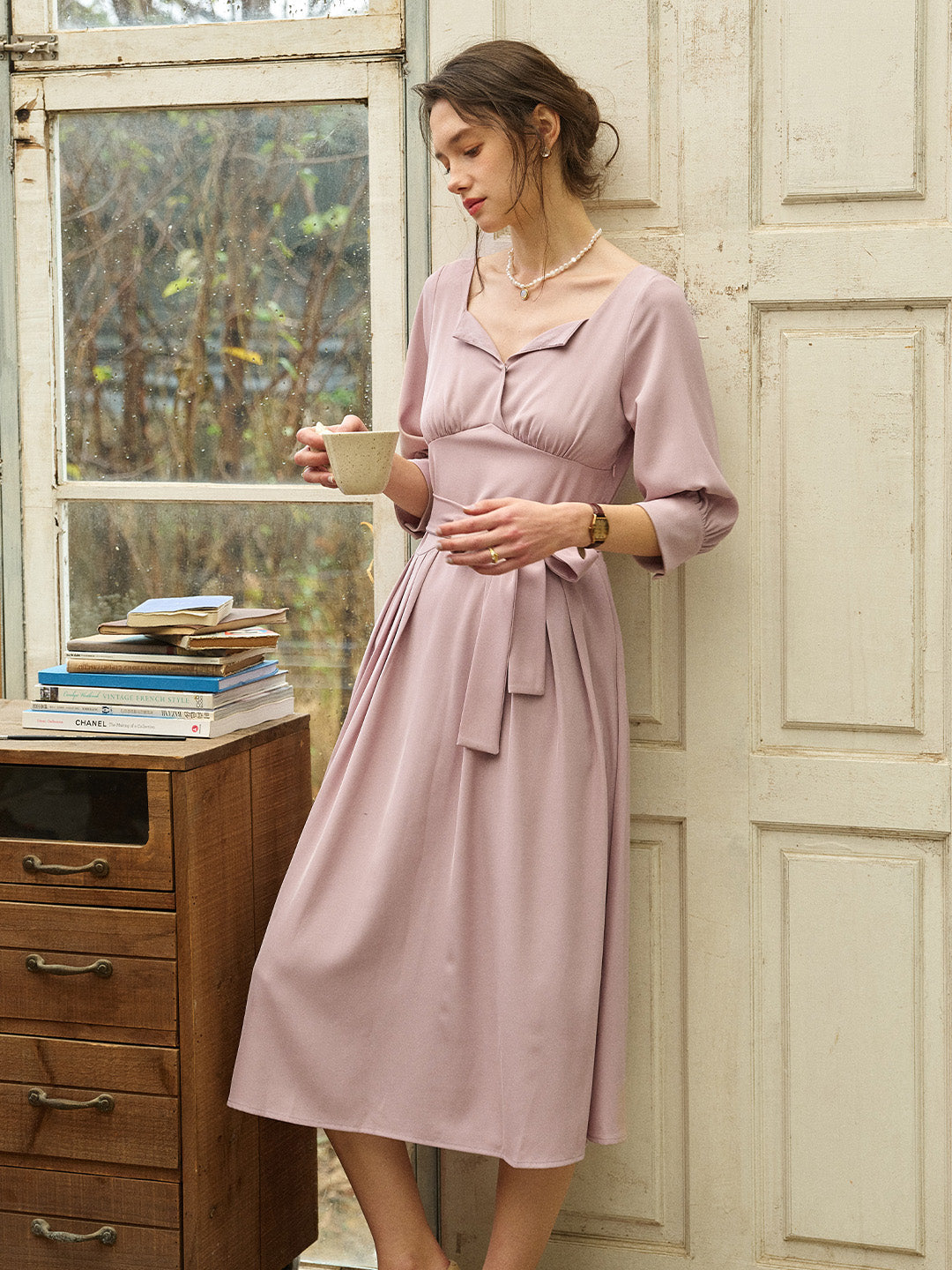 v neck casual dress Katelyn Simple V-Neck Dress