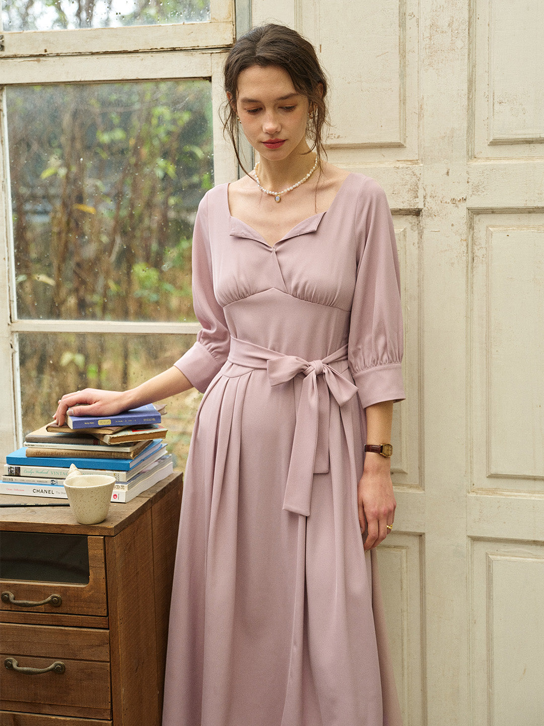 Katelyn Simple V-Neck Dress