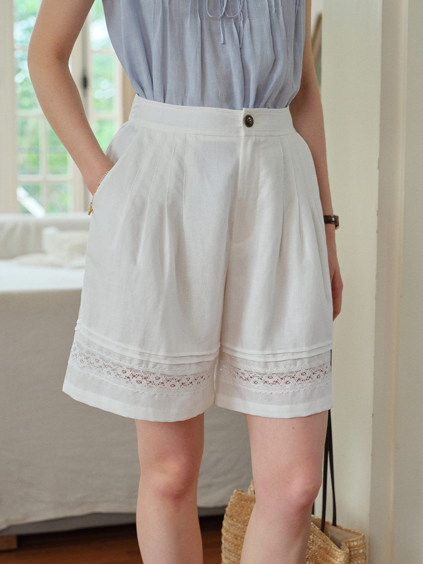 Elise Loose Lace Embroidery Shorts