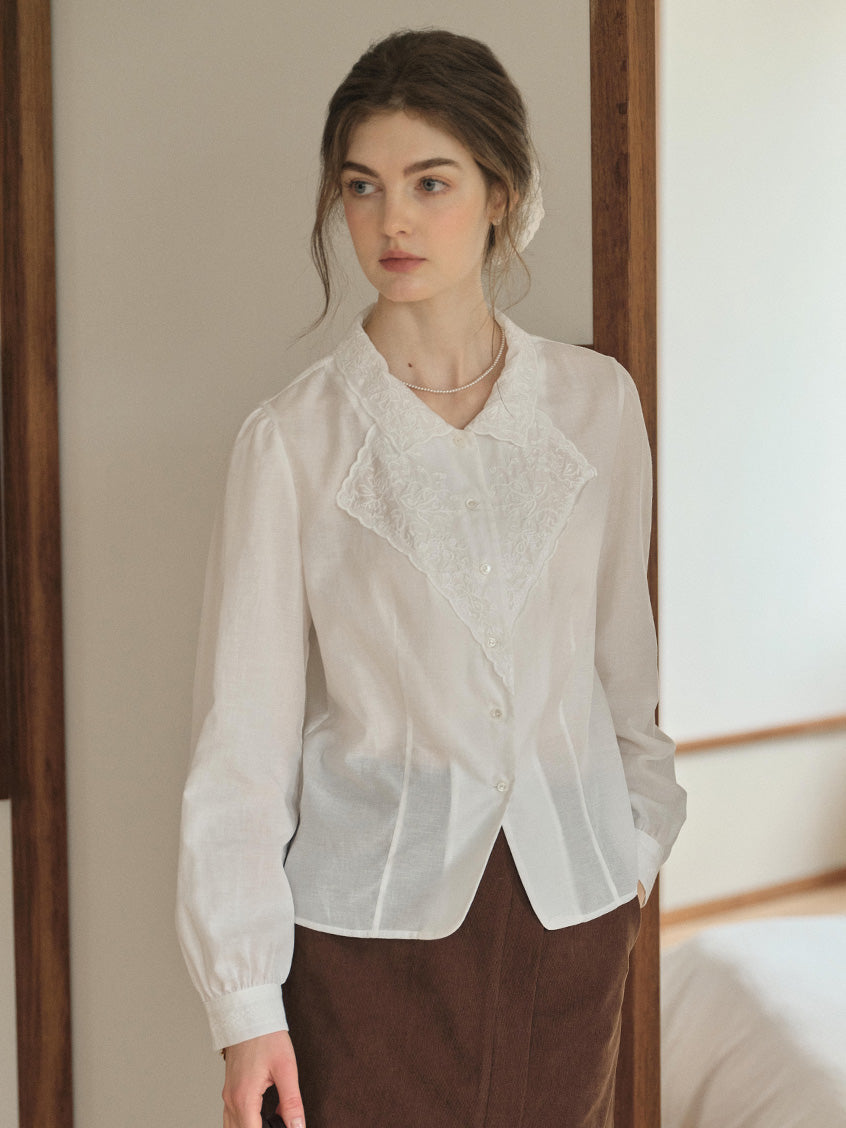 Delaney Lapel Collar Lyocell Embroidery Blouse