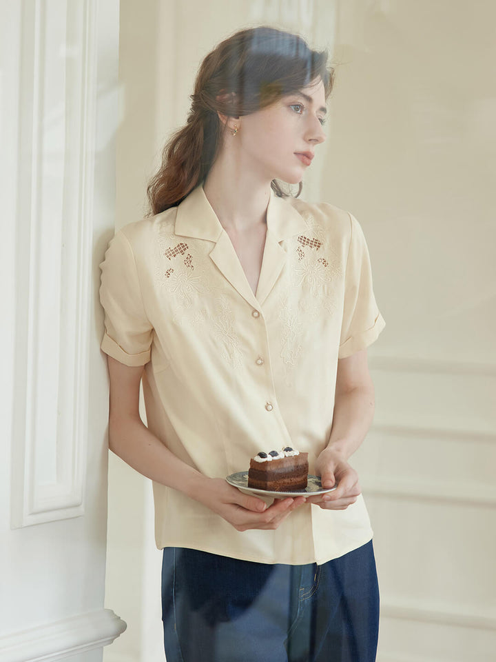 Elora V-neck Yellow Floral Embroidered Blouse/Simple Retro/66054