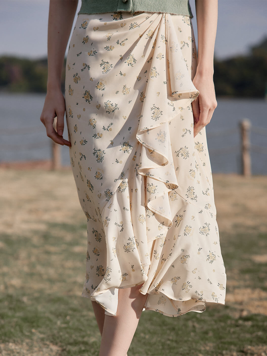 Iliana Ruffle Floral Printed Apricot Midi Skirt/Simple Retro/11319