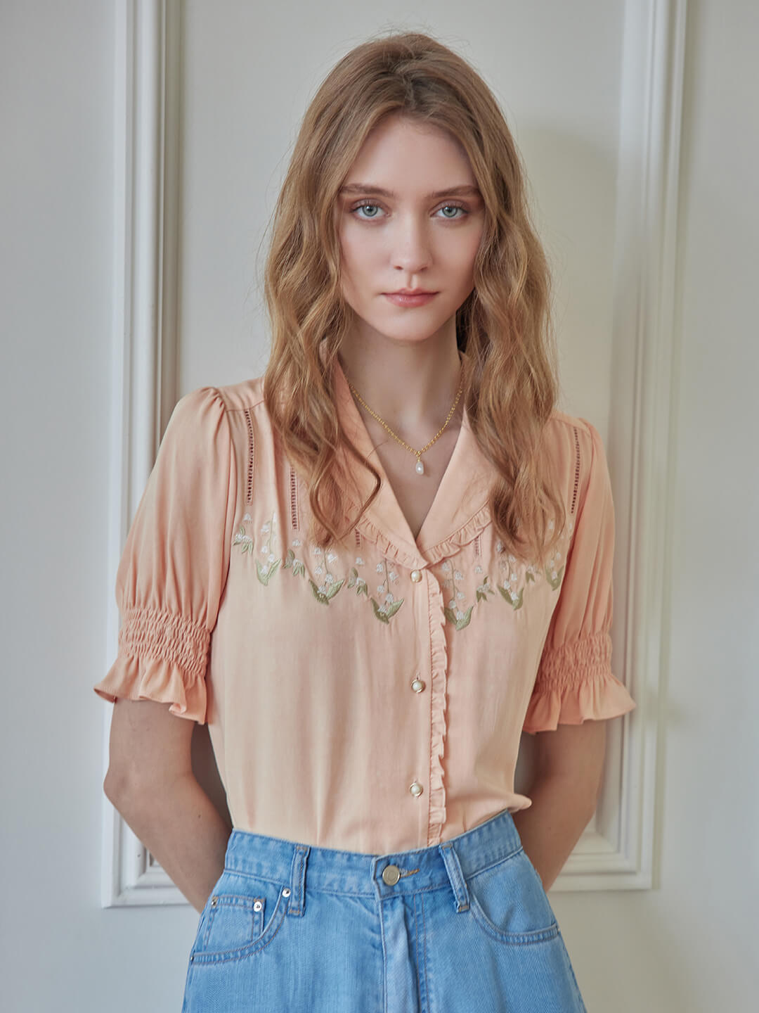 Convallaria Floral Embroidered Orange Puff Top/SIMPLE RETRO