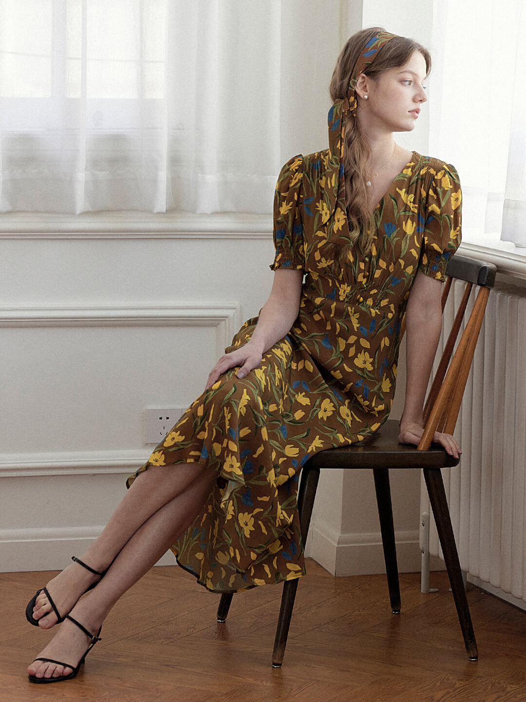 Bianca V-Neck Tulip Puff Sleeve Dress