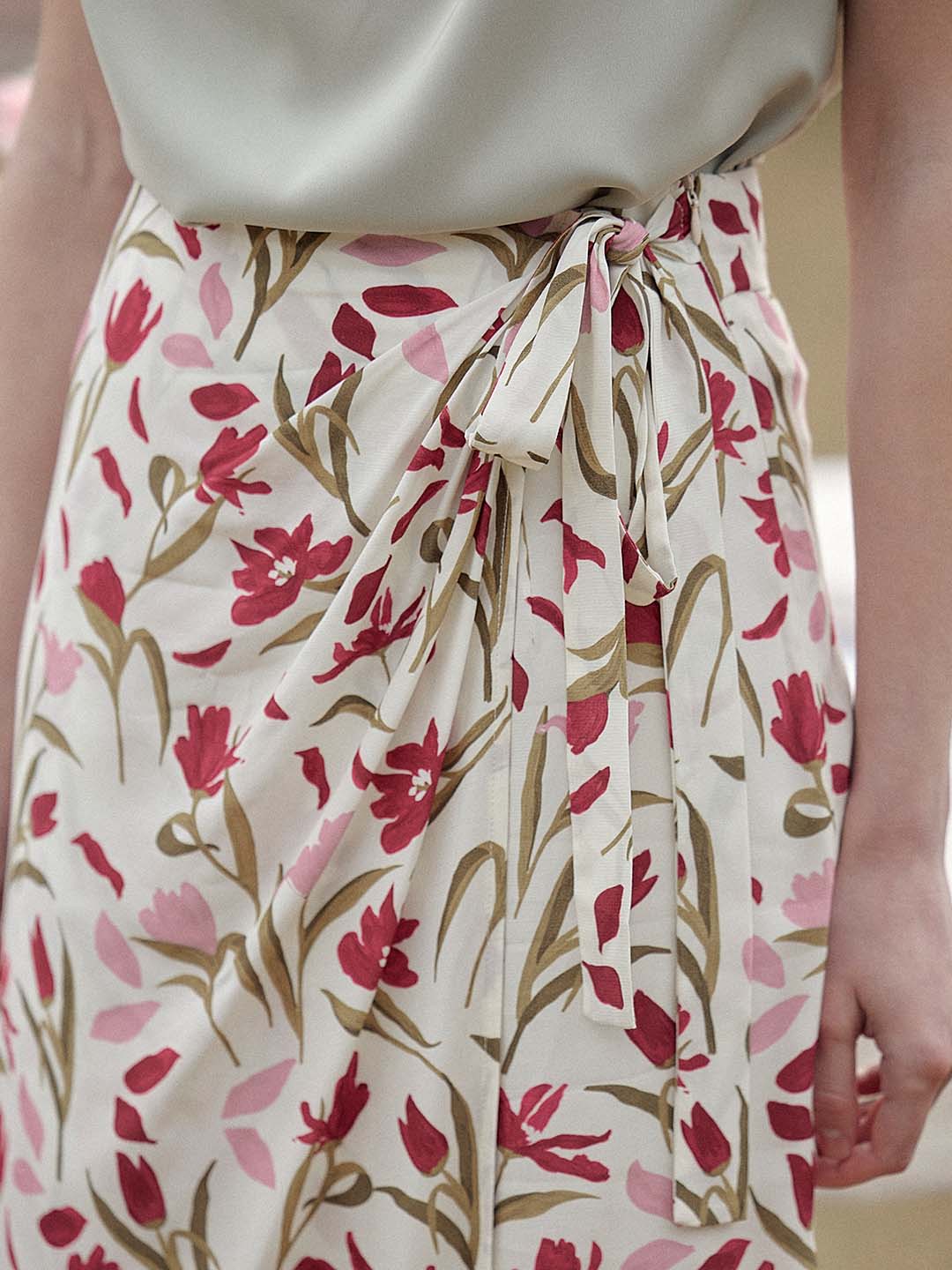 Milan Romantic Tulip print Tea skirt