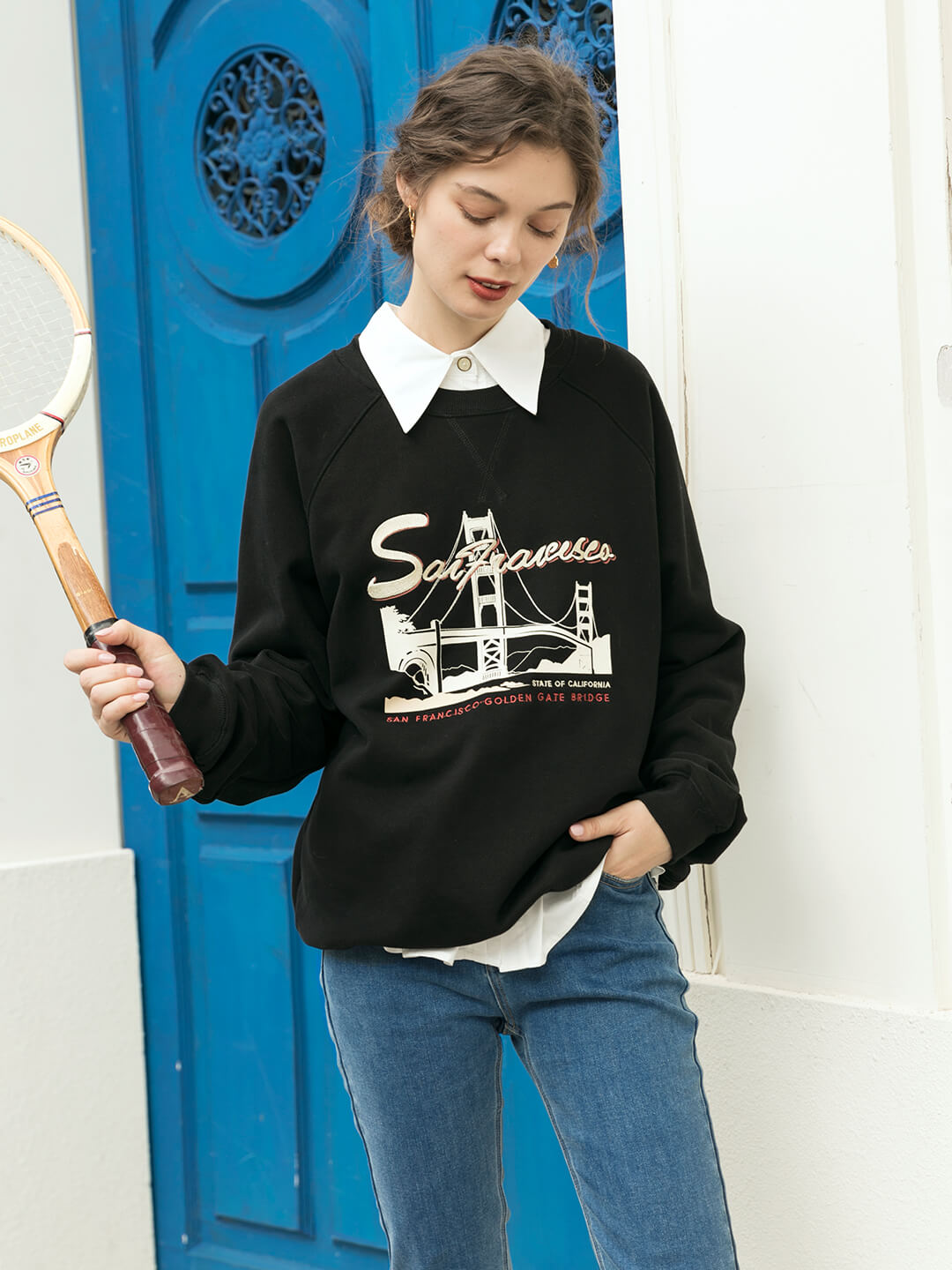 Lola Graphic Embroidery Crewneck Black Fleece Sweatshirt/Simple Retro/55152