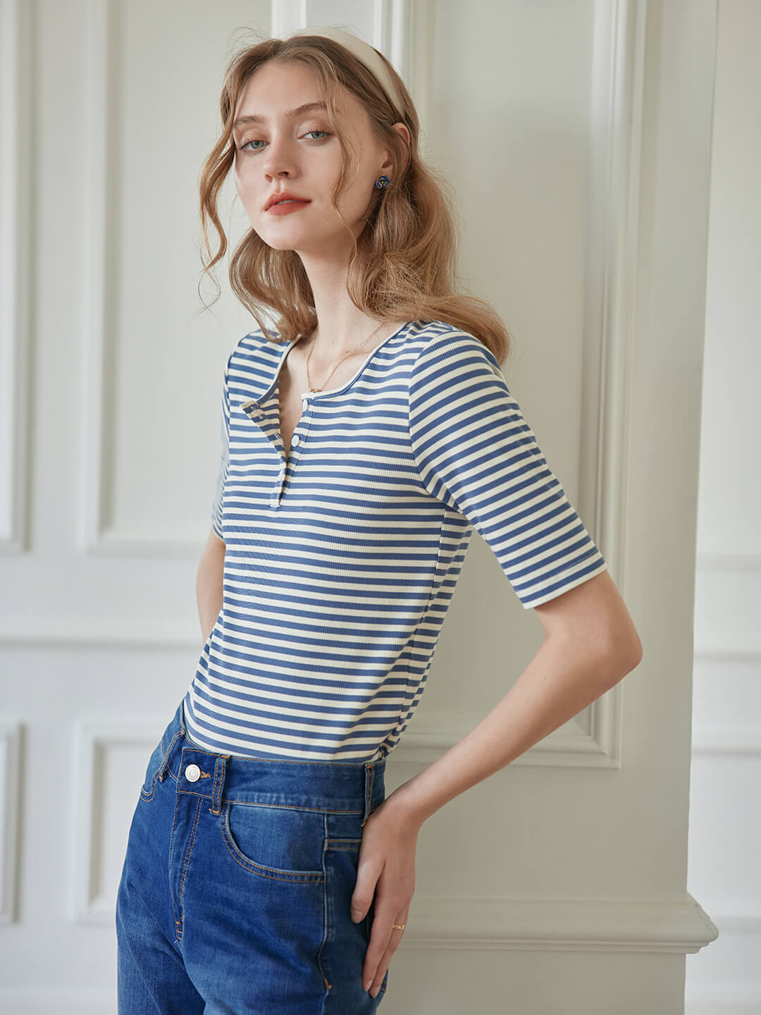 Claire Striped Blue Knitted T-Shirt/SIMPLE RETRO