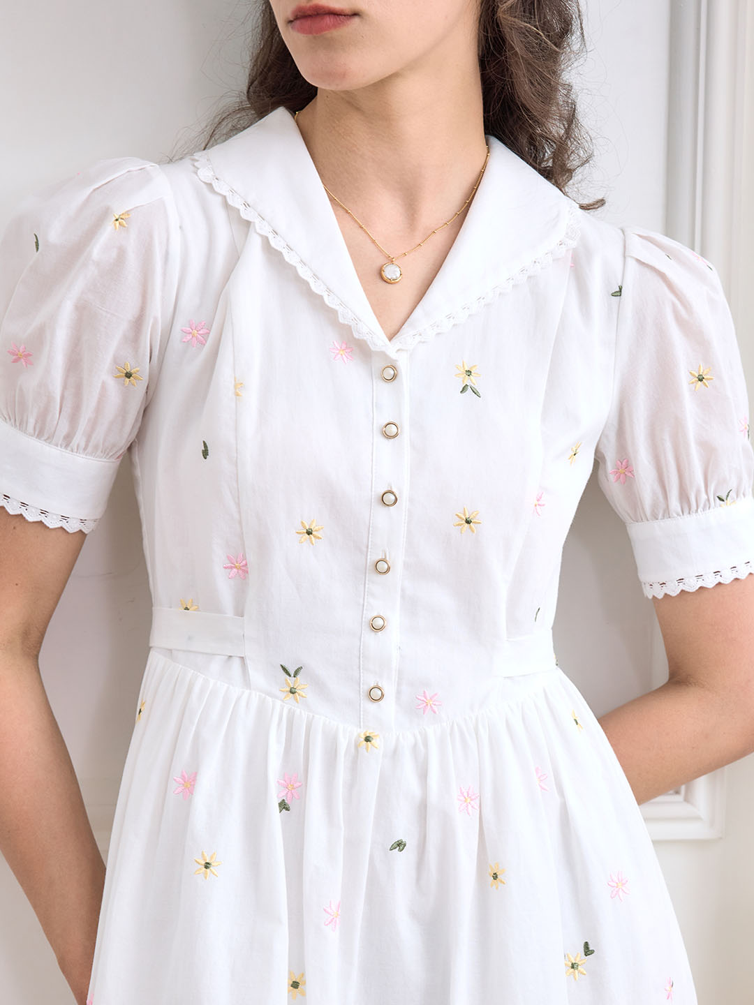 【Final Sale】Mariam V Neck Daisy Embroidered Dress
