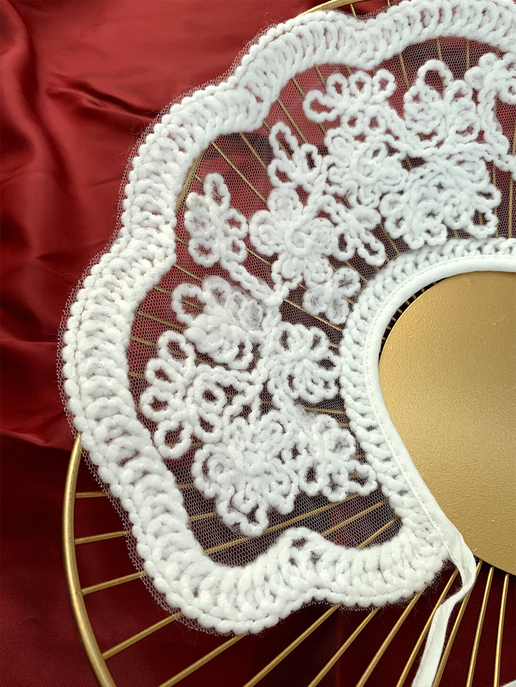 Carol Detachable Collar