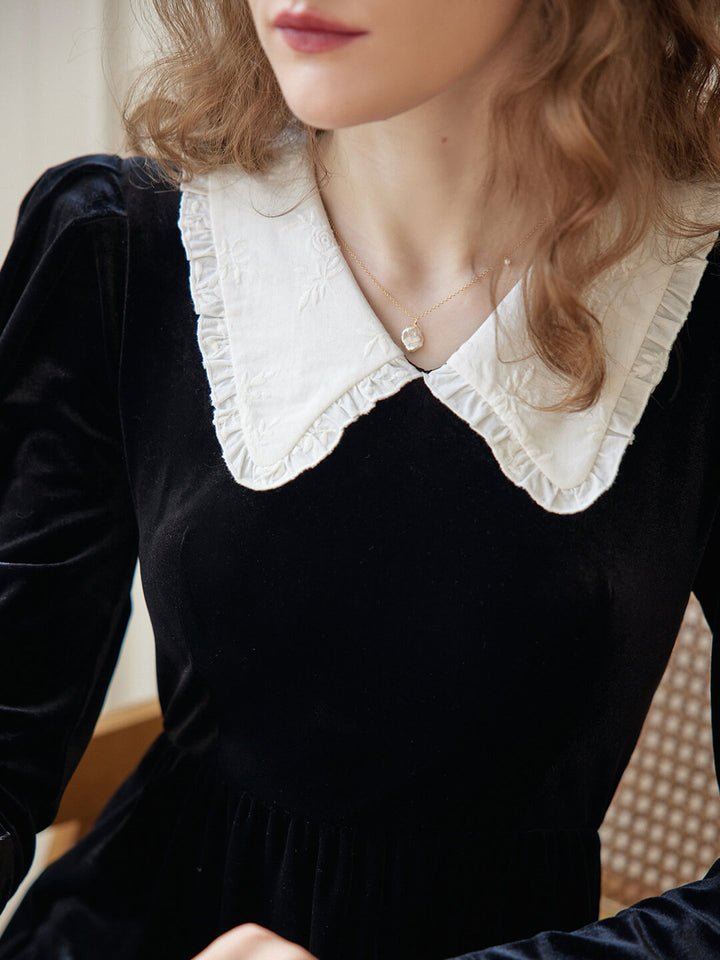 Kiara Doll Collar Black Velvet Dress/SIMPLERETRO