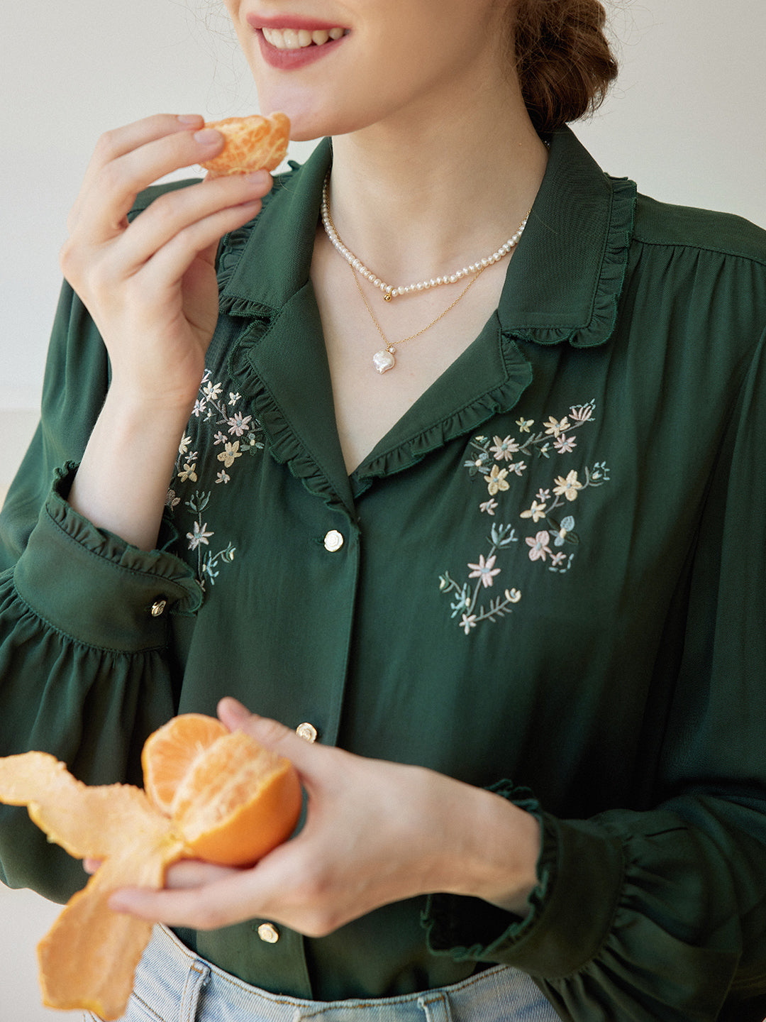 【Final Sale】Convallaria Floral Embroidered Green Puff Top