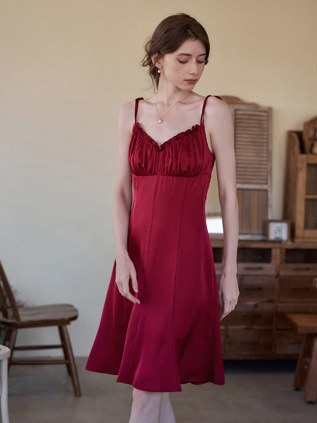 Jennifer Ruffled V-neck Red Slip Dress/Simple Retro/11335