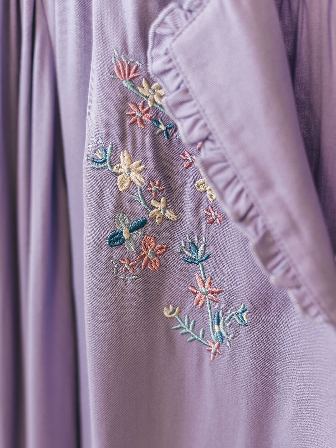 【Holiday Sale】Convallaria Floral Embroidered Purple Puff Top