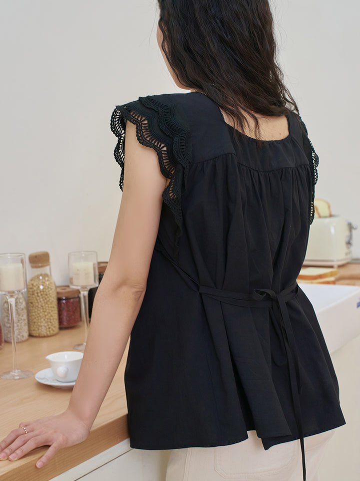 Karla Wing Ruffle Black Blouse/SIMPLERETRO