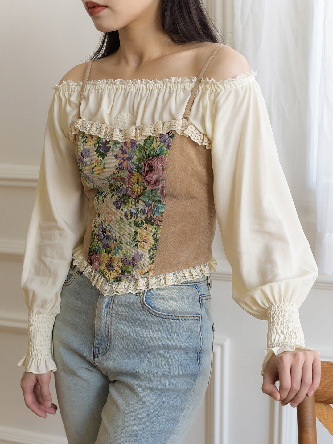 【FINAL SALE】Doreen Vintage One-shoulder Lace Blouse